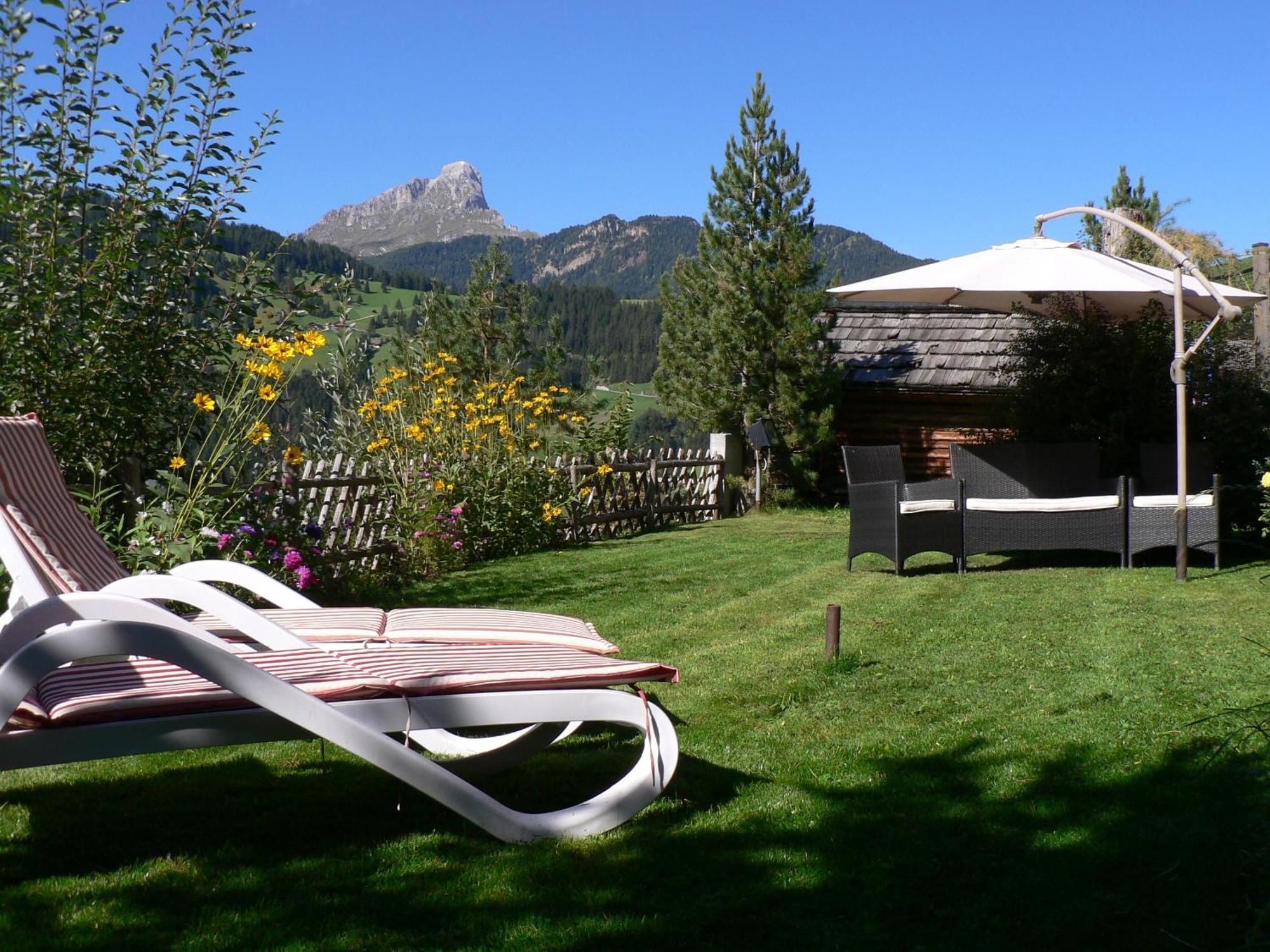 Hotel Alpenrose Dolomites Ла-Валле Екстер'єр фото
